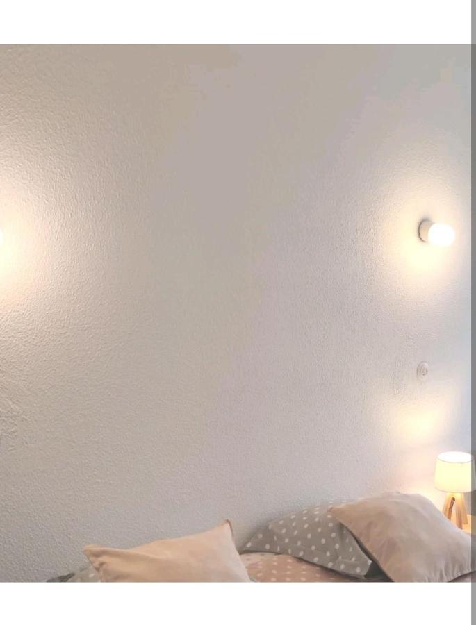 Petit De Charme Vue Apartment