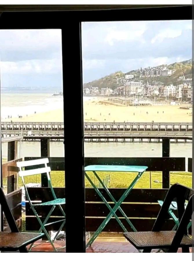 Petit De Charme Vue Appartement Deauville